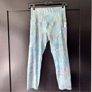 NWT Evolution and Creation cropped watercolor leggings size small
